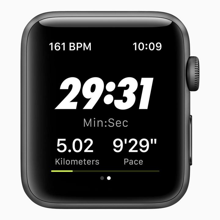 Apple watch series 3 nike+ 42mm best sale silver aluminium case gps