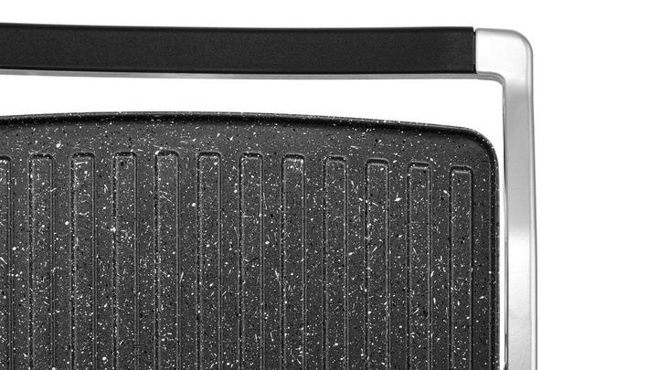 ClassPro 2 in 1 Grill and Waffle Maker  2000W