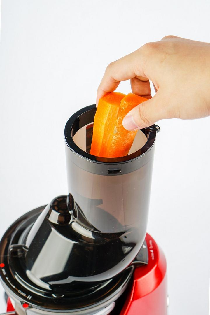 Kuvings Whole Slow Juicer with 7.6cm wide feeding tube, Red