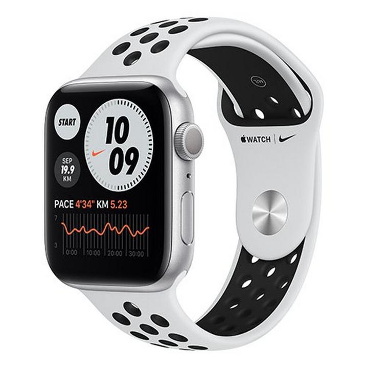Apple Watch - アップルウォッチ シリーズ4 NIKE 44mm silver アップル 368 アップルウォッチ シリーズ4 NIKE 44mm silver アップル 368