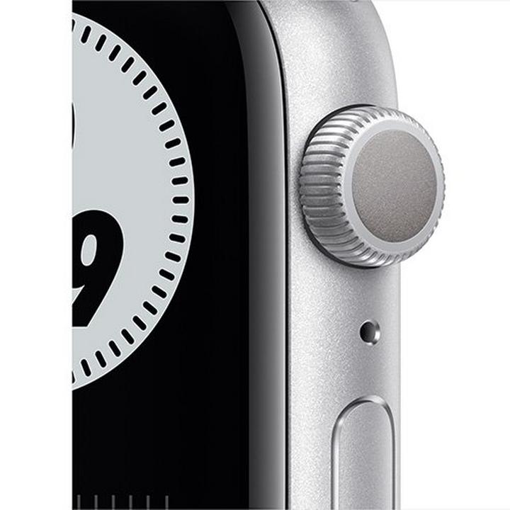 Apple Watch Nike Series 6 GPS, 44mm Silver Aluminium Case with Pure Platinum/Black Nike Sport Band