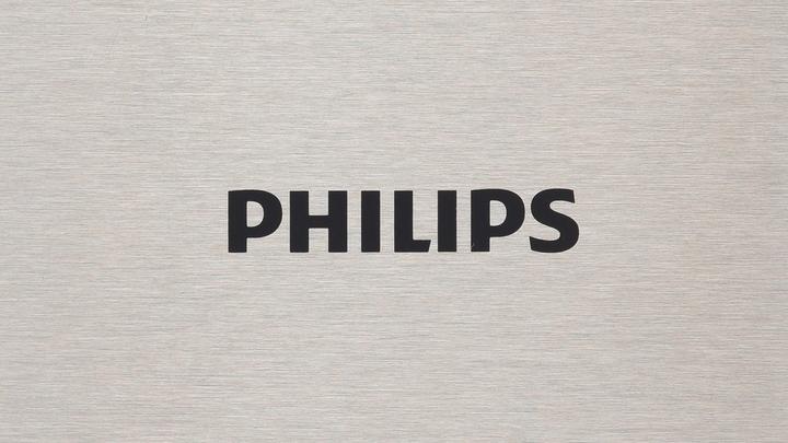 Philips Toaster, 950W,2 Slots, Metal/Black