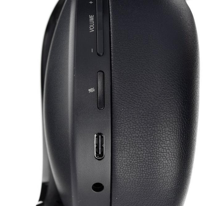 PLAYSTATION®5 PULSE 3D WIRELESS HEADSET
