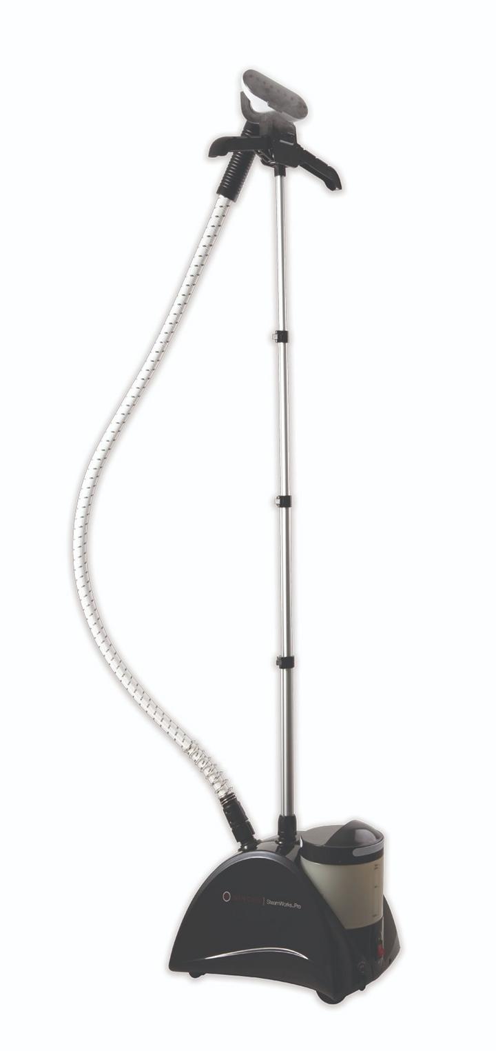 Singer STEAMWORKS.PRO 2.5L Garment Steamer With Mono Pole 1500W Black.