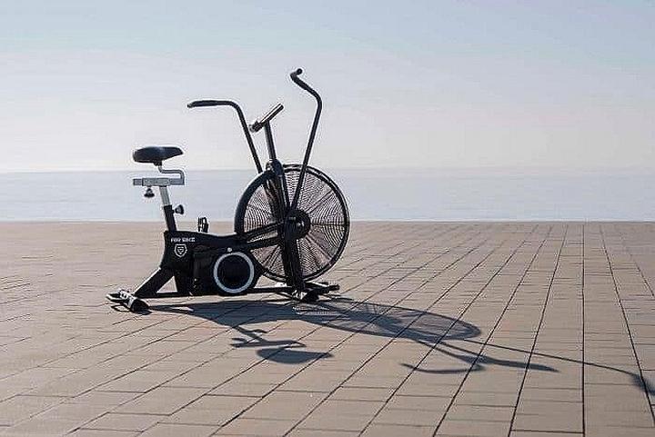 Titanium Strength, Indoor Cycling Exercise Bike, 135Kg Max Weight Black