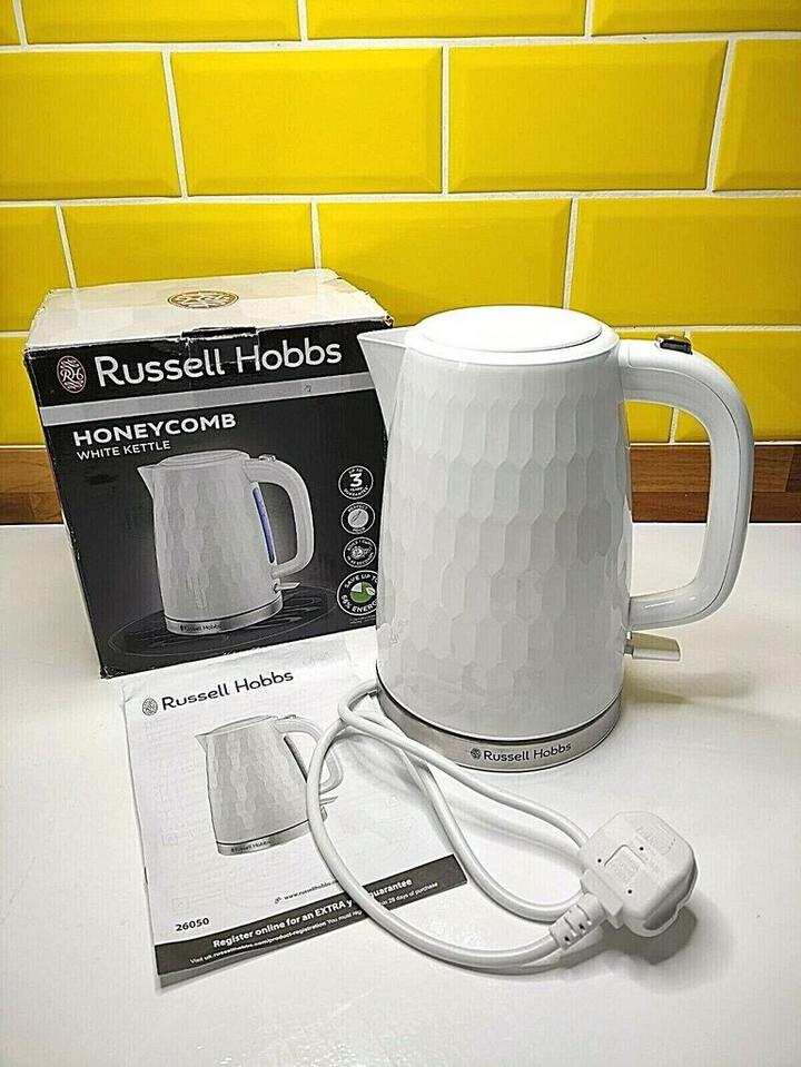 Russell Hobbs 26050 Honeycomb Kettle