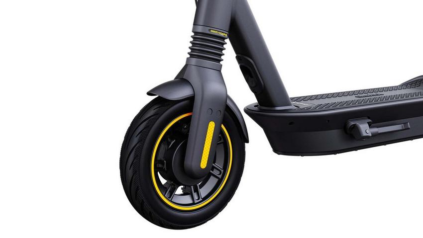 Segway Ninebot Max G2 Electric KickScooter, Black