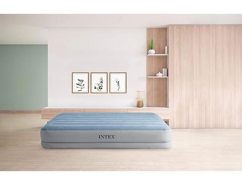 Intex, Queen Dura Beam Comfort Airbed with USB Pump - eXtra