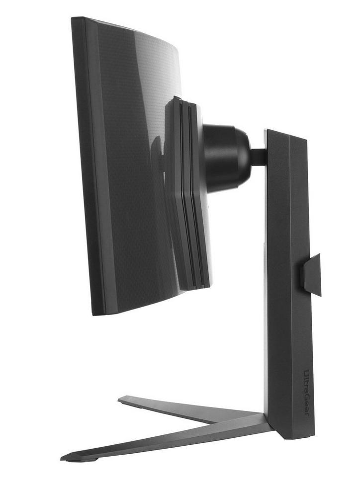 LG UltraGear QHD Curved Gaming Monitor, 45 inch, Black.