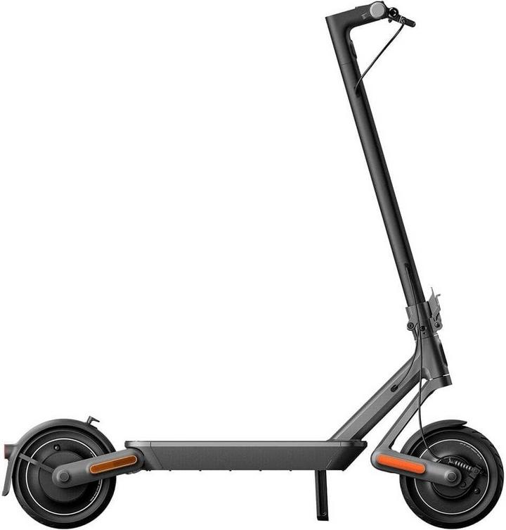XIAOMI, Electric Scooter 4 Ultra, Travels up to 70km Distance, 25km/h Max Speed, 940W, Black