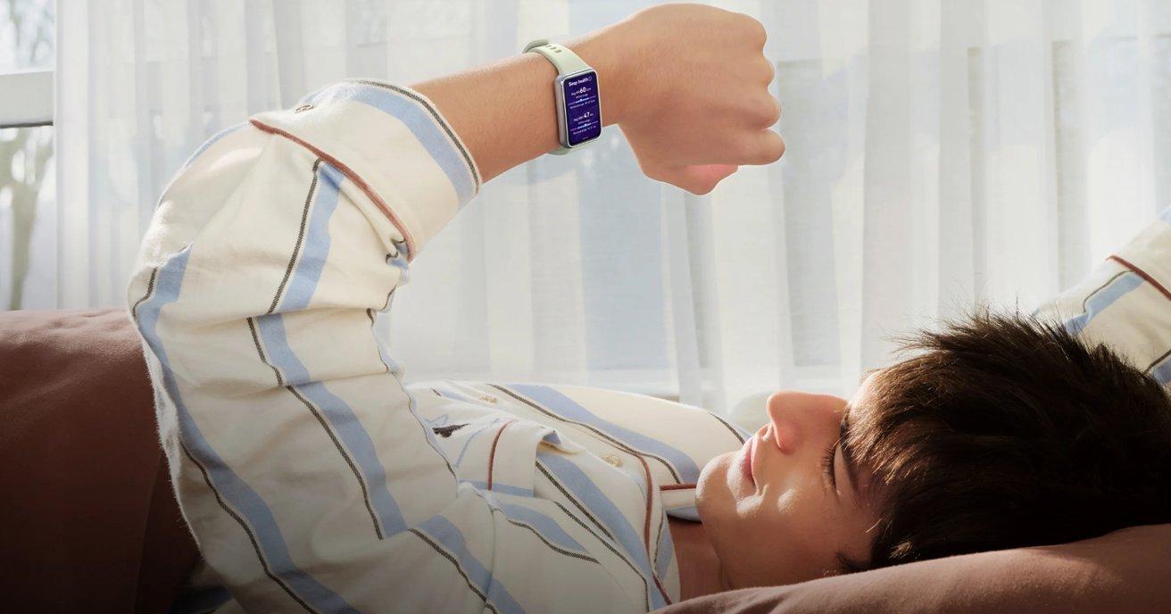 Band 11 مع واجهات ساعة قابلة للتخصيص