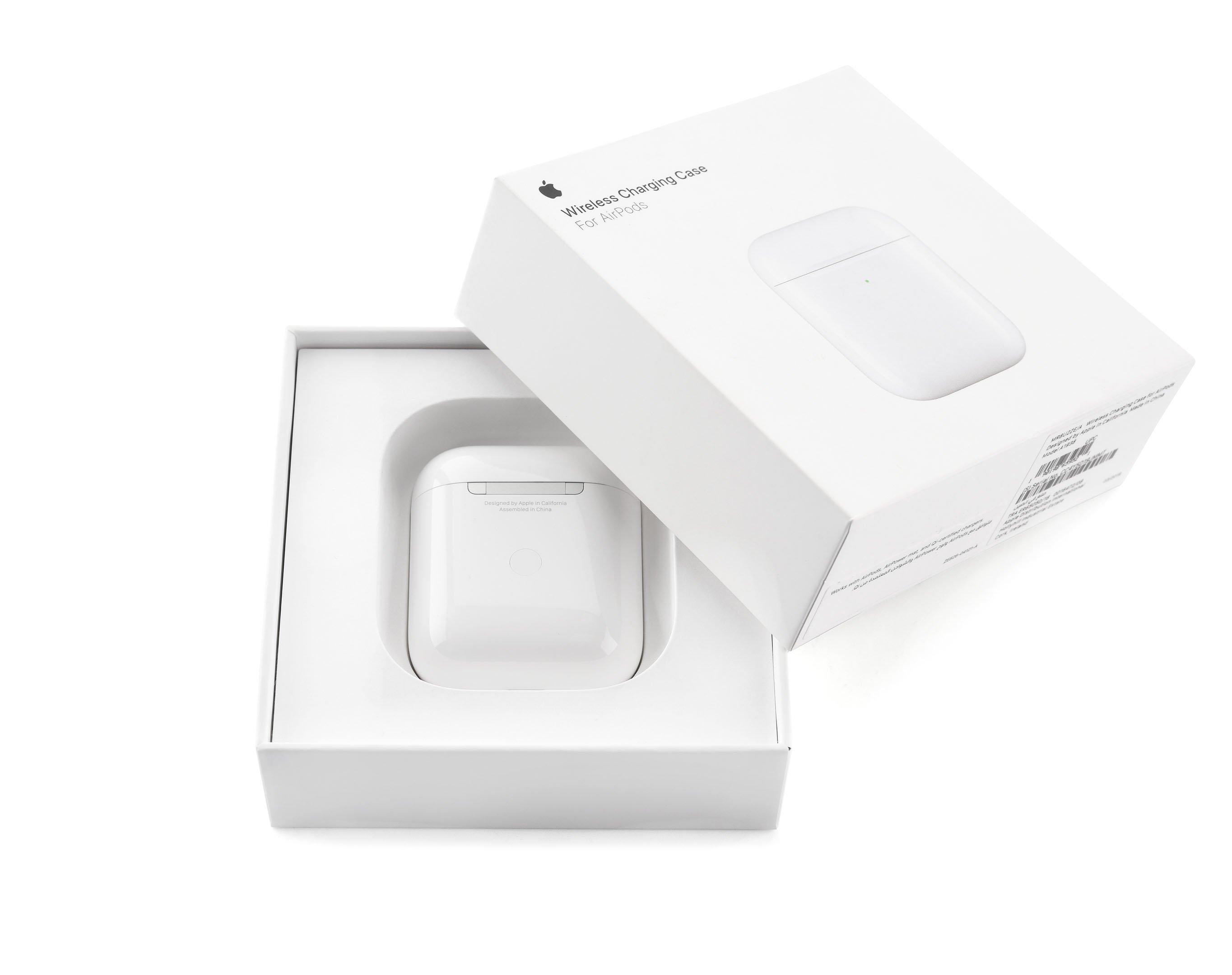 Apple Wireless Charging Case for AirPods,White eXtra