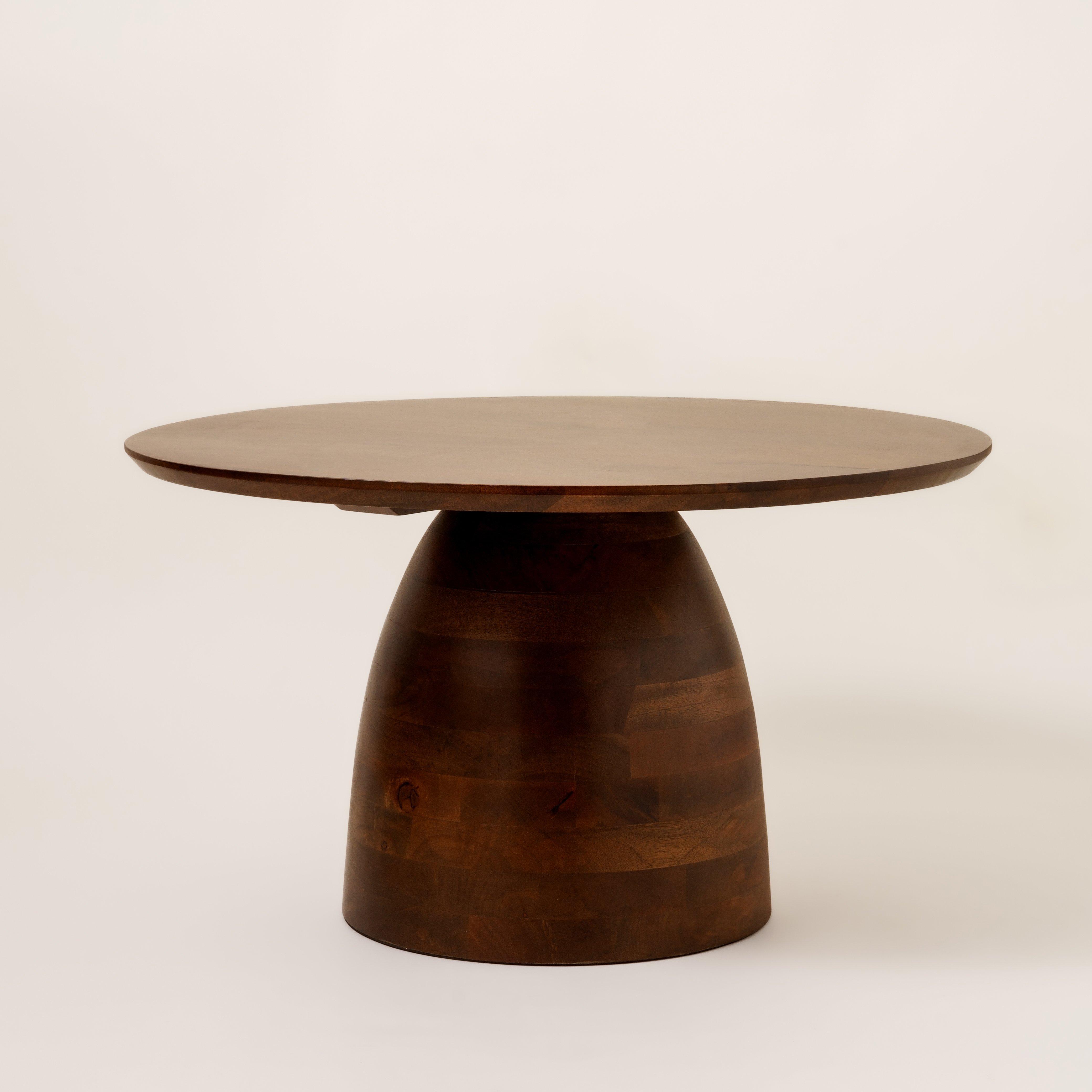 Wooden coffee table 43*76*76cm - eXtra